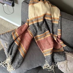 Cozy Treasure & Bond blanket scarf 🧣✨